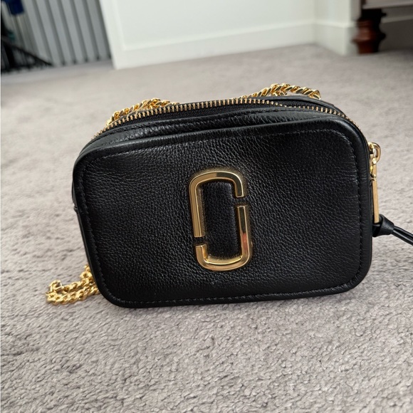 Marc Jacob’s Crossbody Purse - Picture 2 of 8